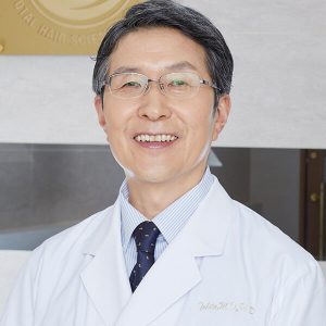 薄毛のお悩みを自毛植毛で 女性の自毛植毛 親和クリニック 大阪院